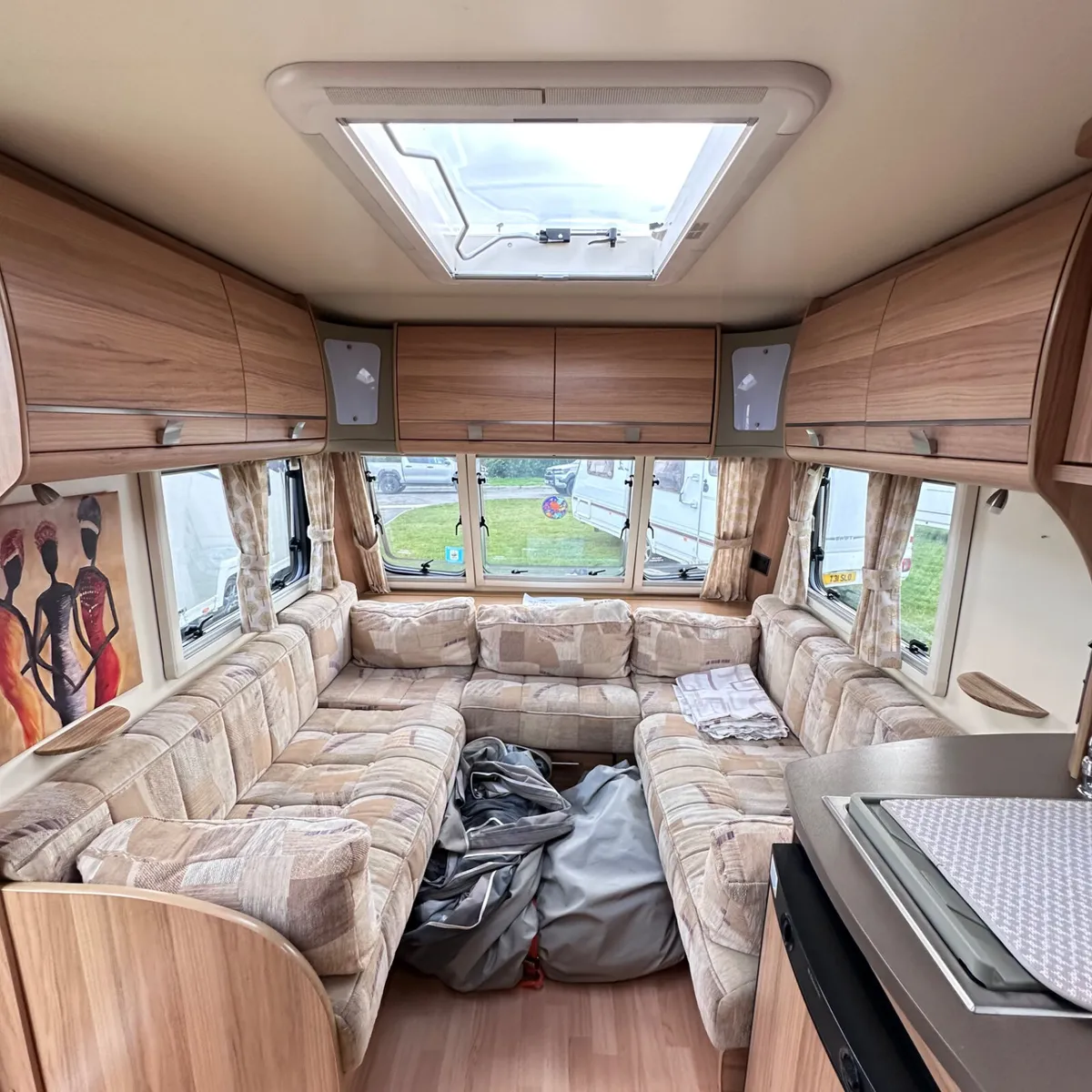 ✨STUNNING BAILEY PEGASUS 4 BERTH FIXED BED✨ - Image 3