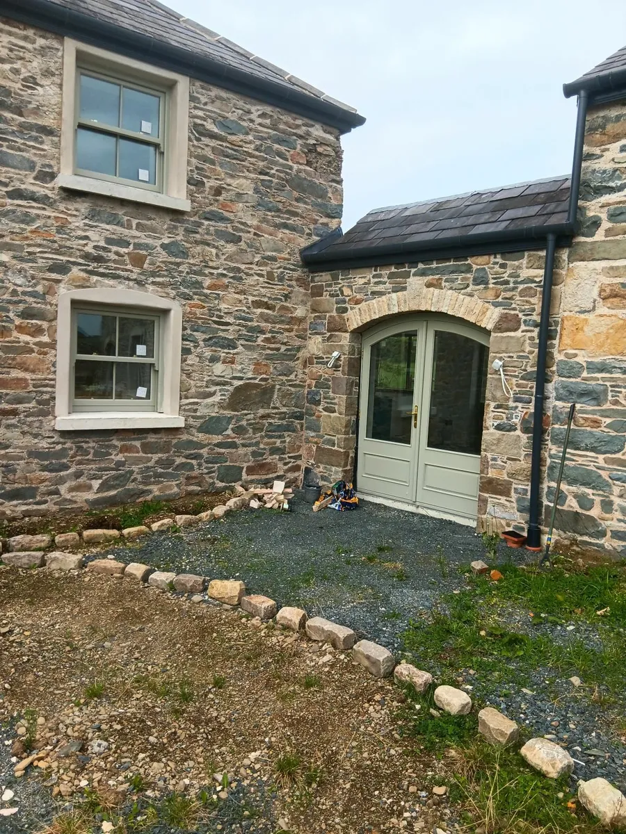 0863225358 - Image 2