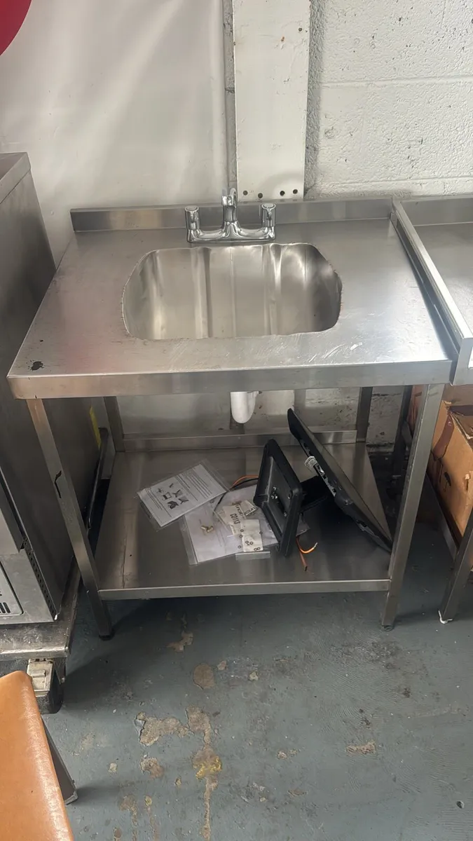 New sinks and tables all sizes available - Image 3