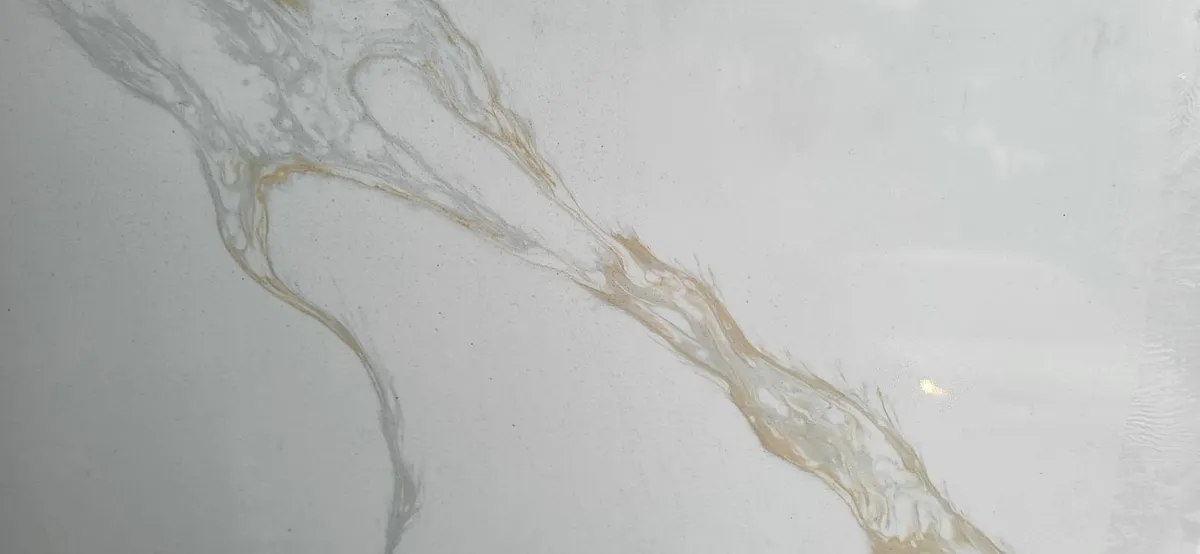 Calacutta gold quartz - Image 1