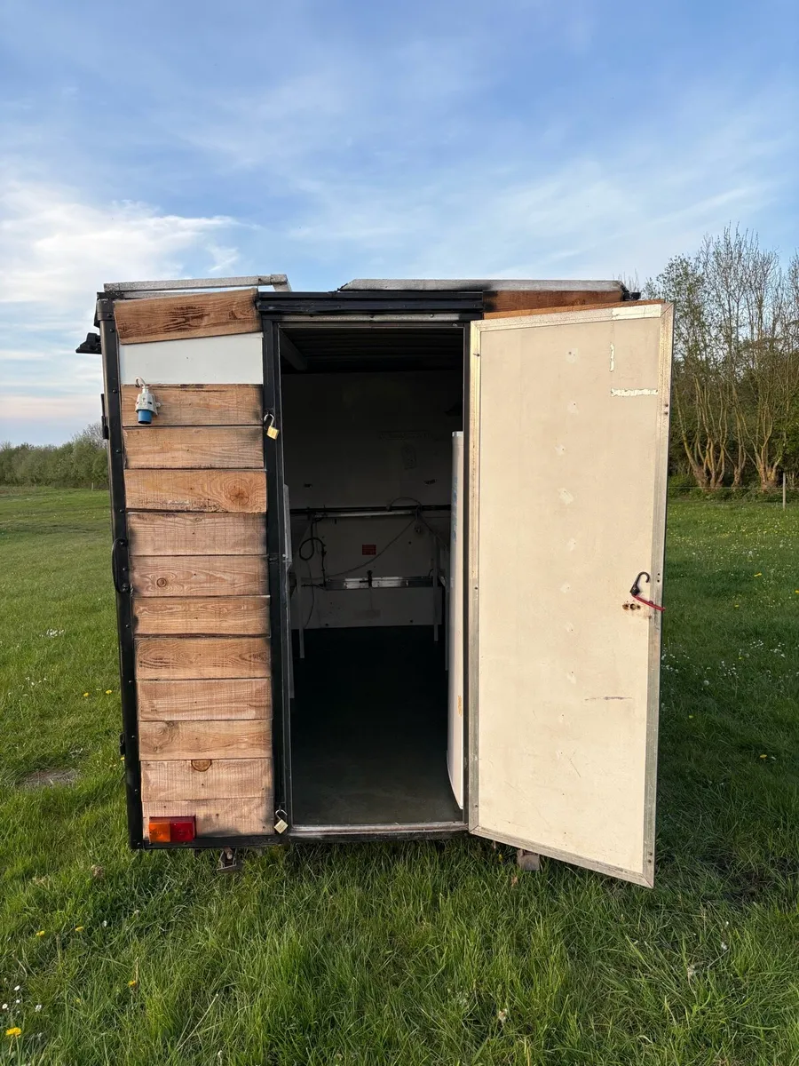 Coffee trailer - Image 4