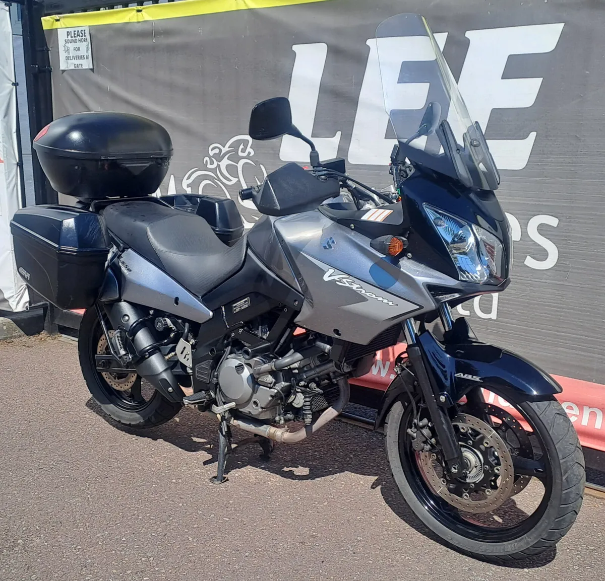 2009 SUZUKI V-STROM DL650 - Image 2