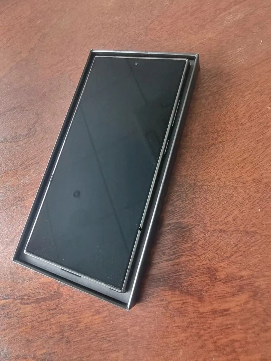 Samsung S24 ultra 256gb - Image 1