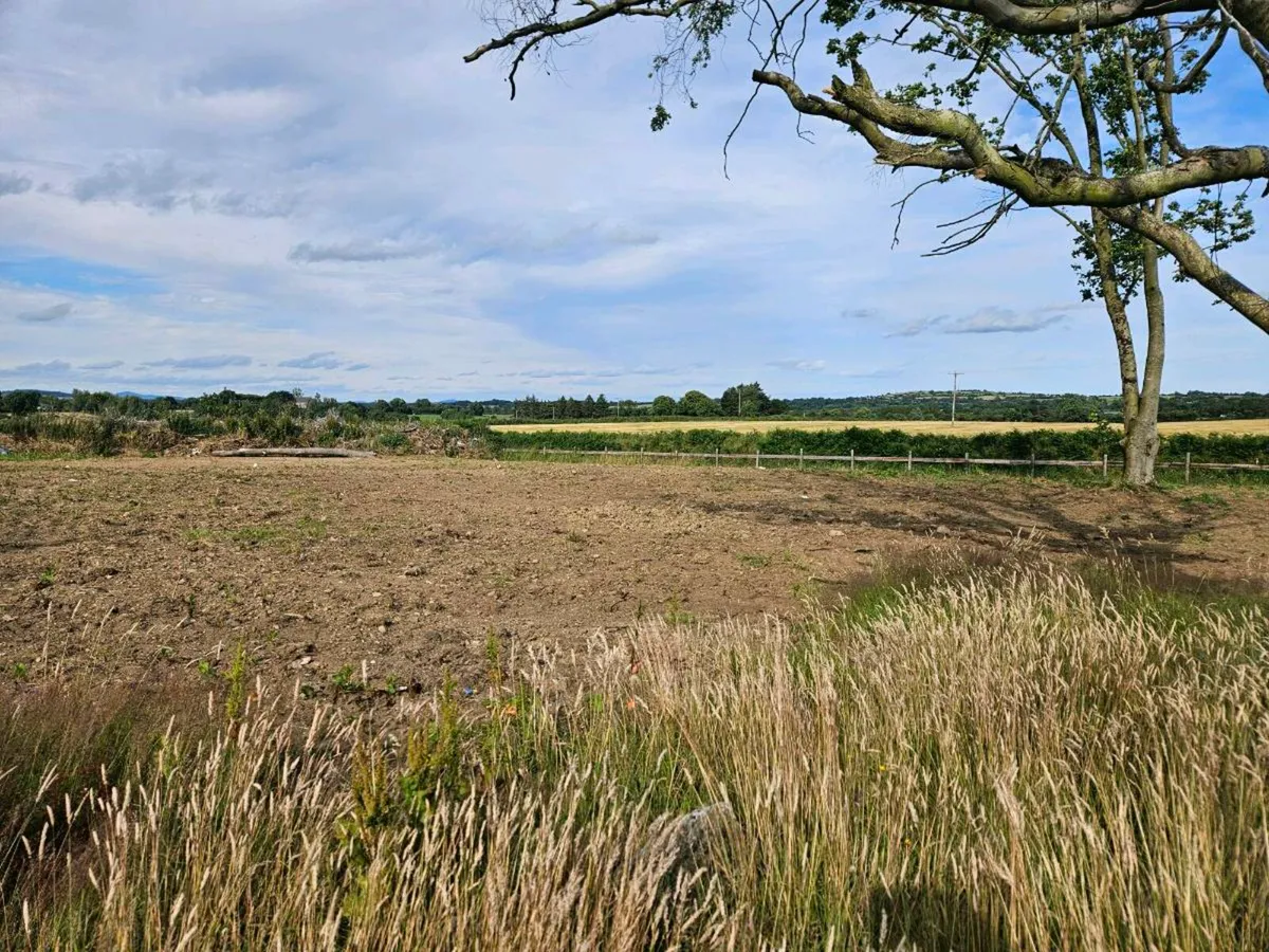 4 bedroom Home for Sale - Image 3