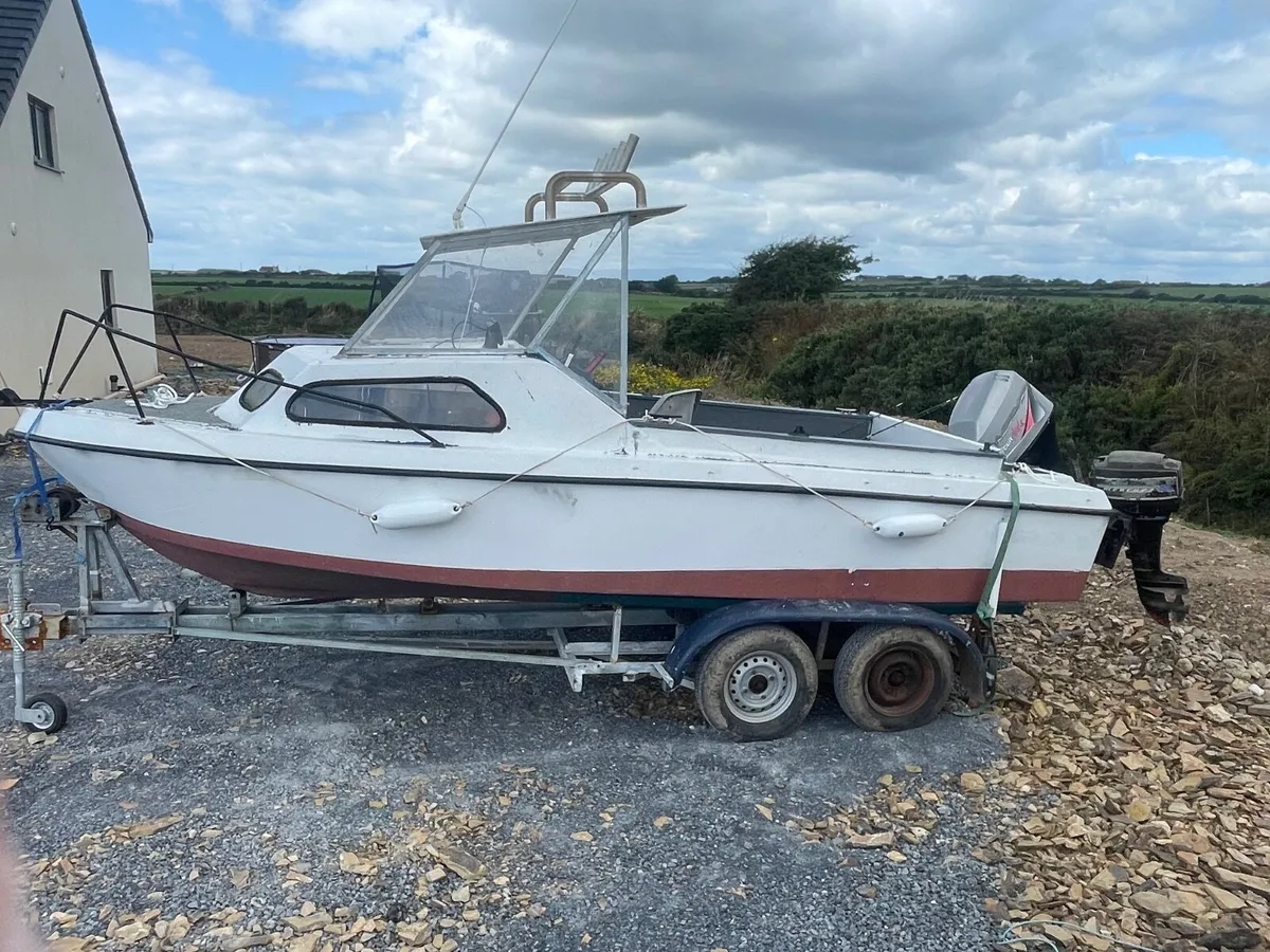 Fishing boat - Image 3