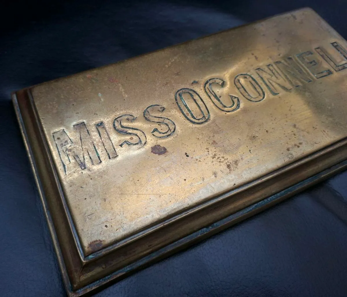Antique Brass name plaque - Image 3
