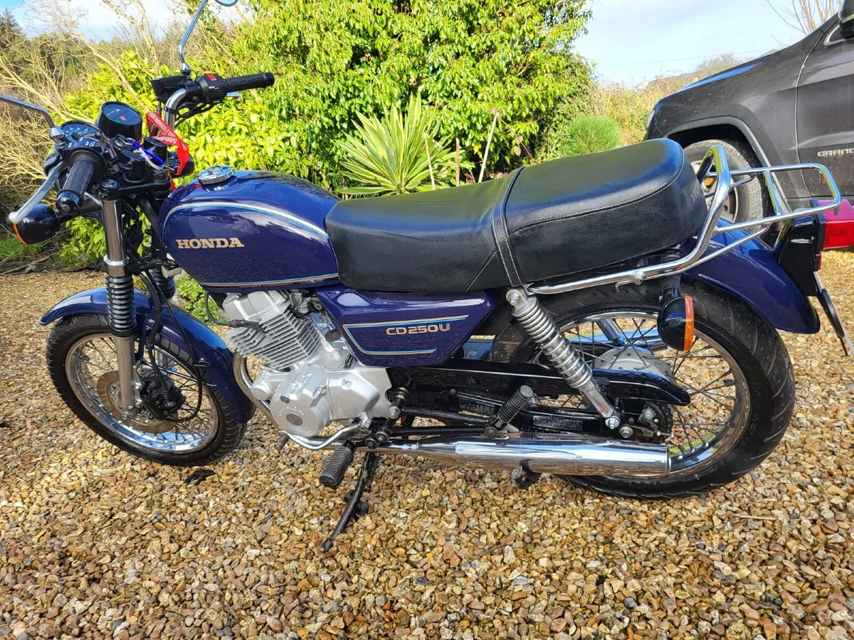 Honda Cd 250u - Image 1