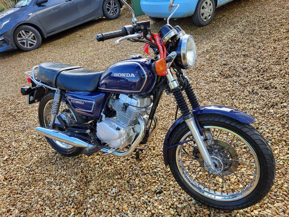 Honda Cd 250u - Image 4