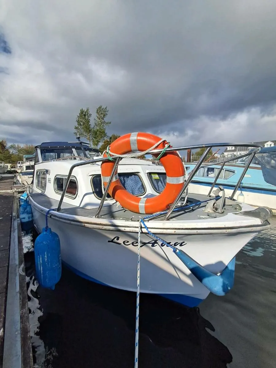 Freeman 23 for sale - Image 1