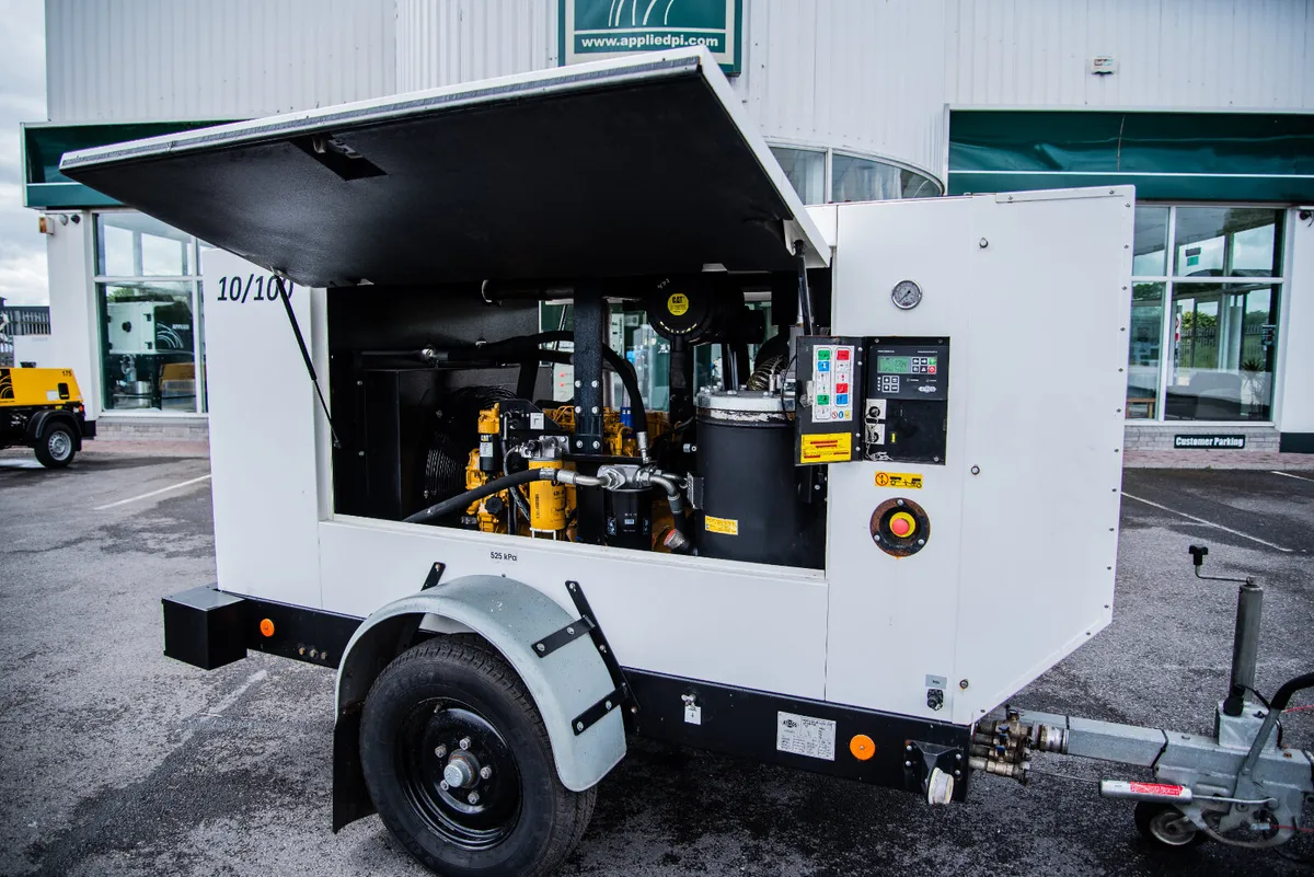 Diesel Air Compressor - 350 CFM - Caterpillar - Image 3