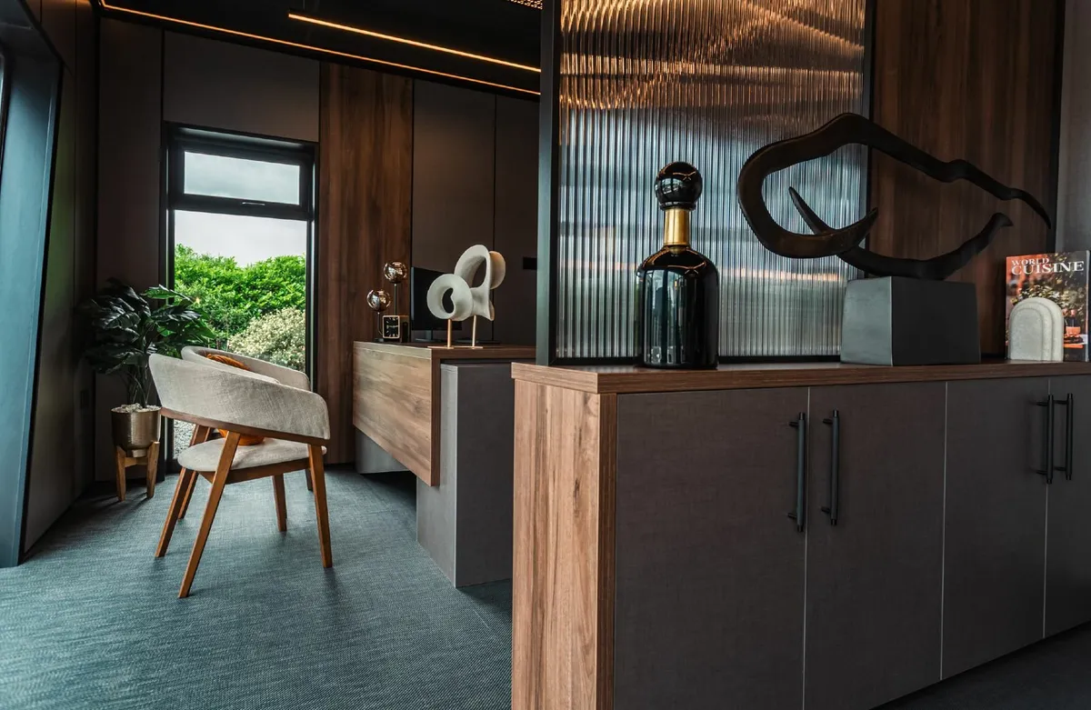 Luxury Modular Offices - OWN FROM £349 PER WEEK - Image 4