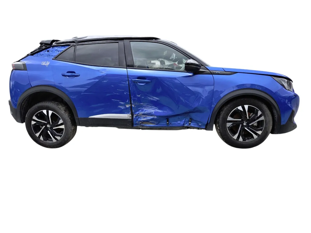2023 PEUGEOT 2008 EV For Breaking/Dismantling - Image 2