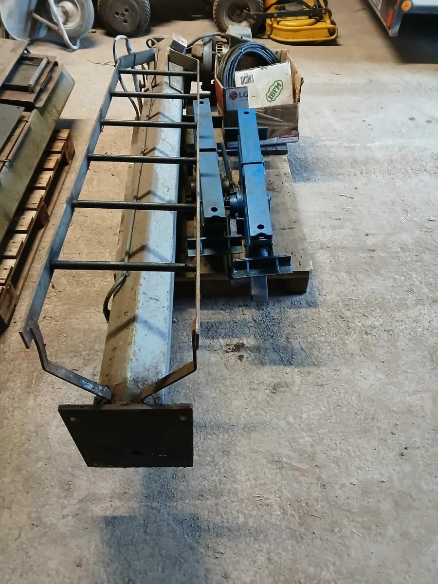 4 post 3 ton car lift - Image 4