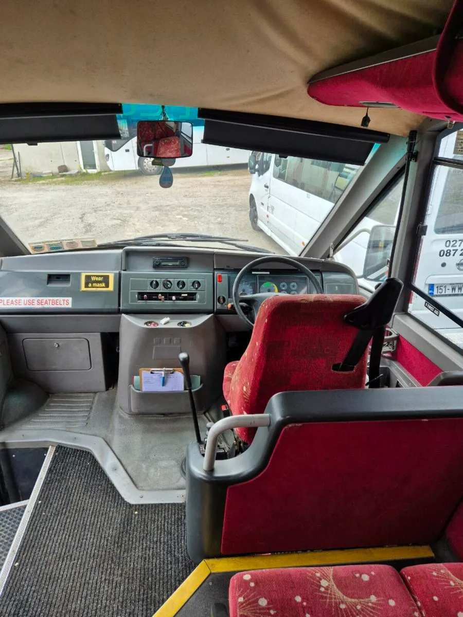 Merc 33 seater - Image 4