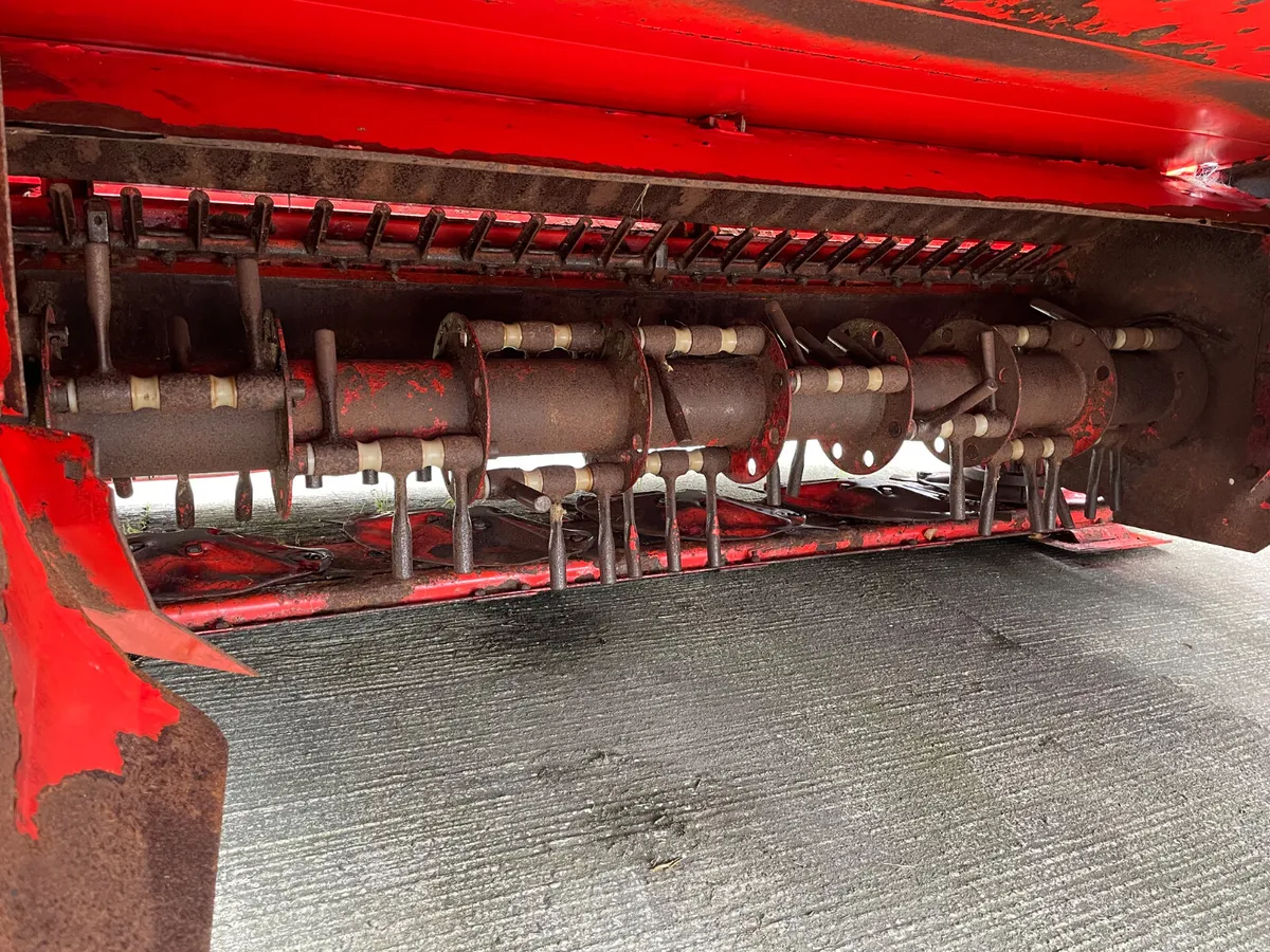 Kuhn FC302G Conditioner Mower - Image 4