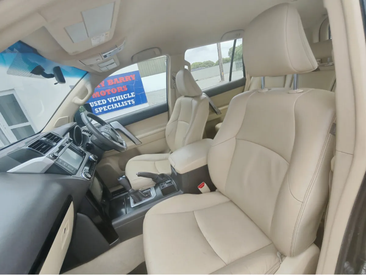 Toyota Land Cruiser COM LC LWB BUSINESS TT TTG 4DR - Image 2