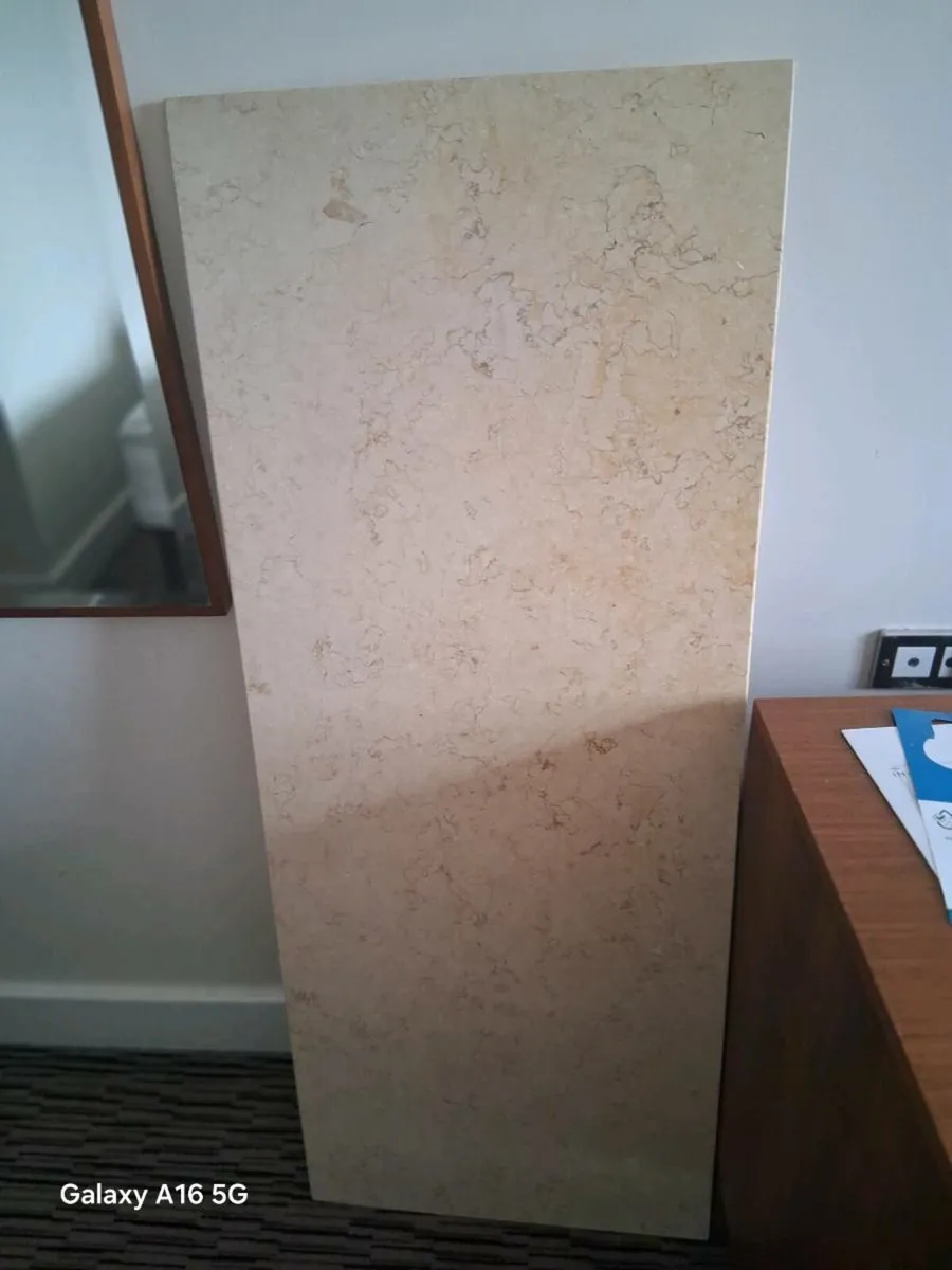 Polished granite  top - Image 1