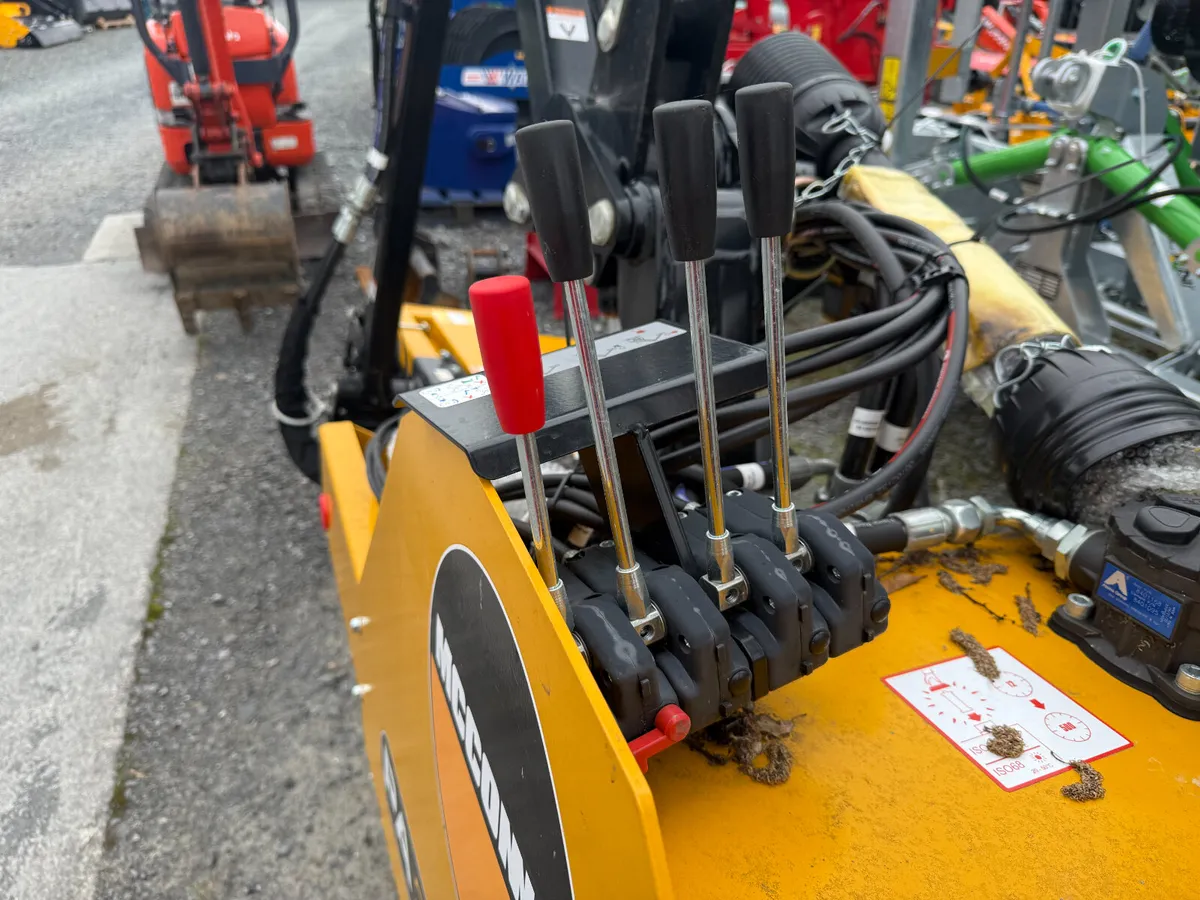 McConnel PA3430  Power Arm Hedgecutter - Image 3