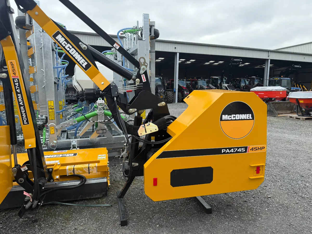 McConnel PA4745 Power Arm Hedgecutter - Image 1
