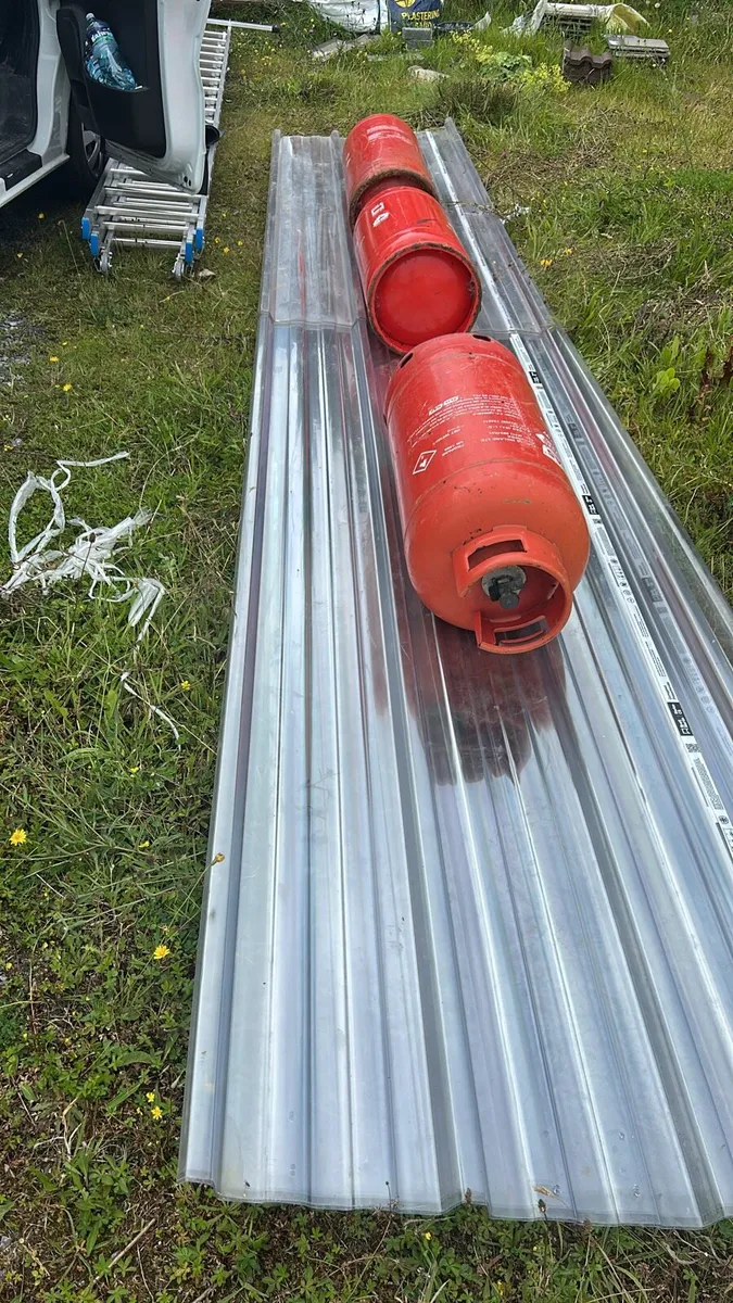 Kingspan clear lights - Image 2