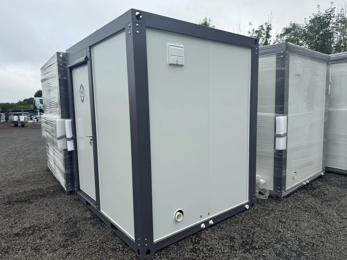 NEW HPS Toilet Shower Block - Image 2