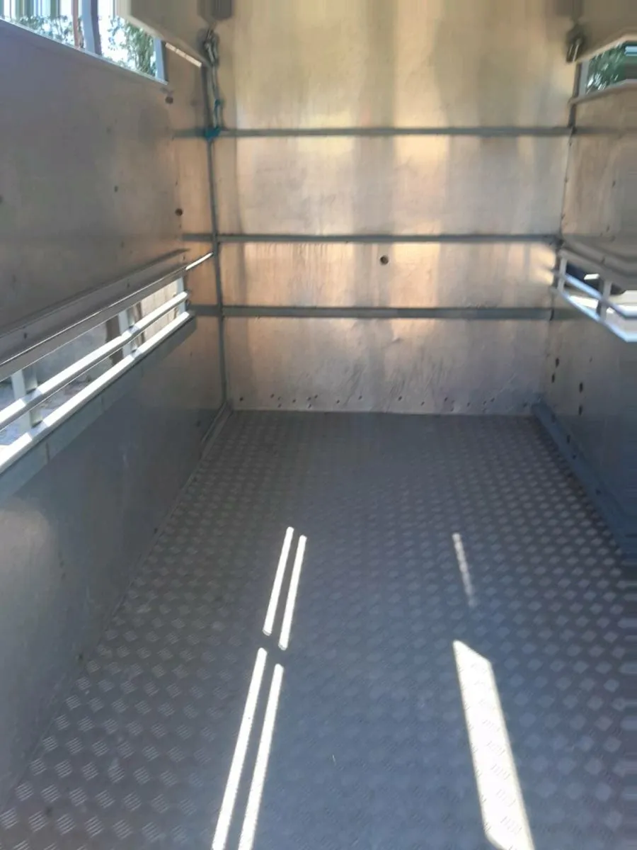 For  sale  ten buy five  for williams - Image 3