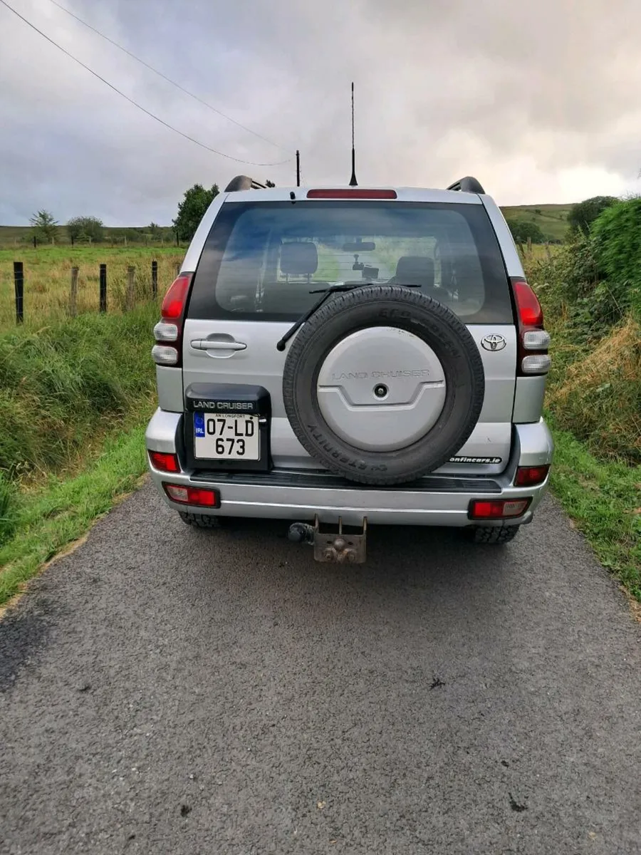 Toyota Landcruiser - Image 4