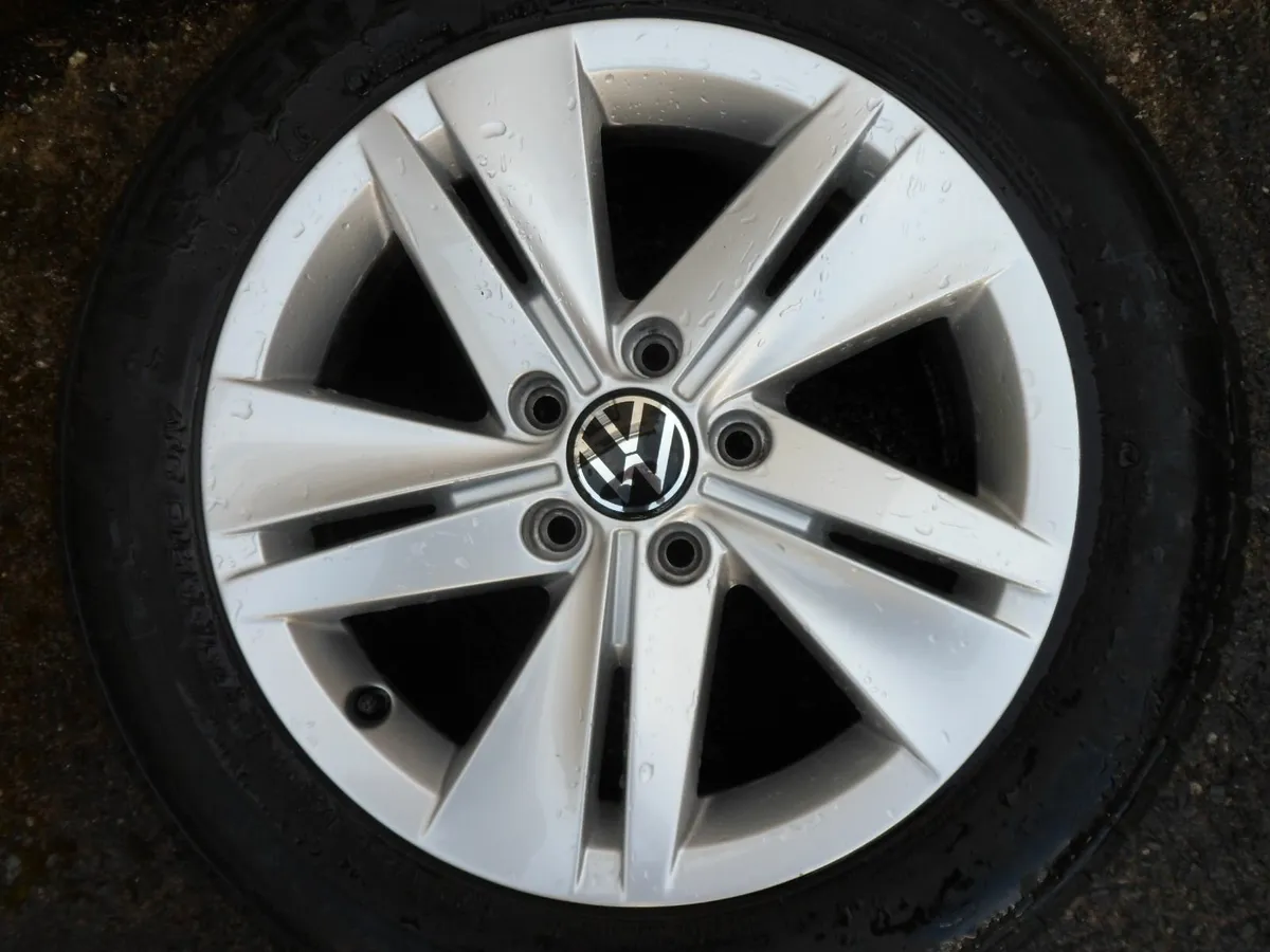 16' VW GOLF CADDY VAN ALLOY WHEELS & TYRES - Image 2