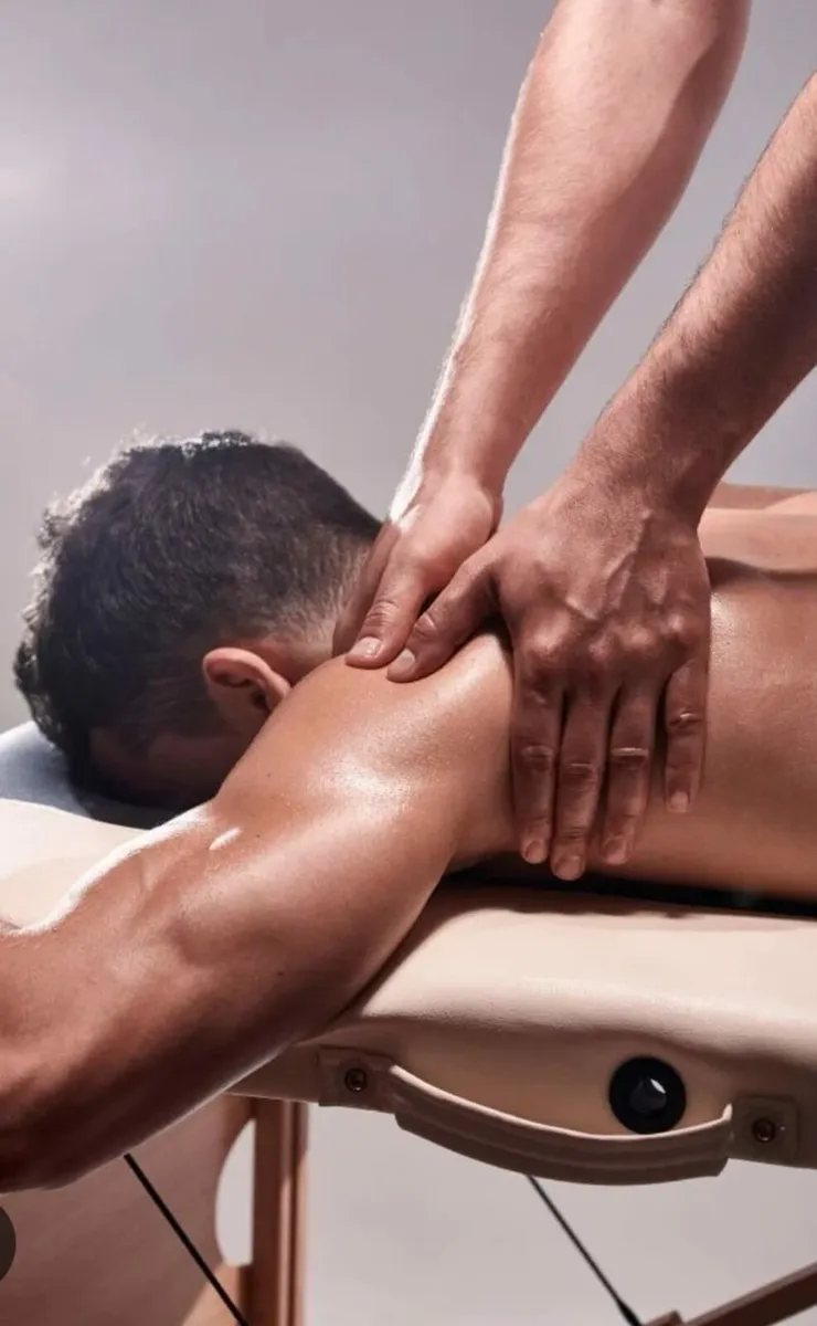 Male Mobile Massage therapist for female and male - Image 2