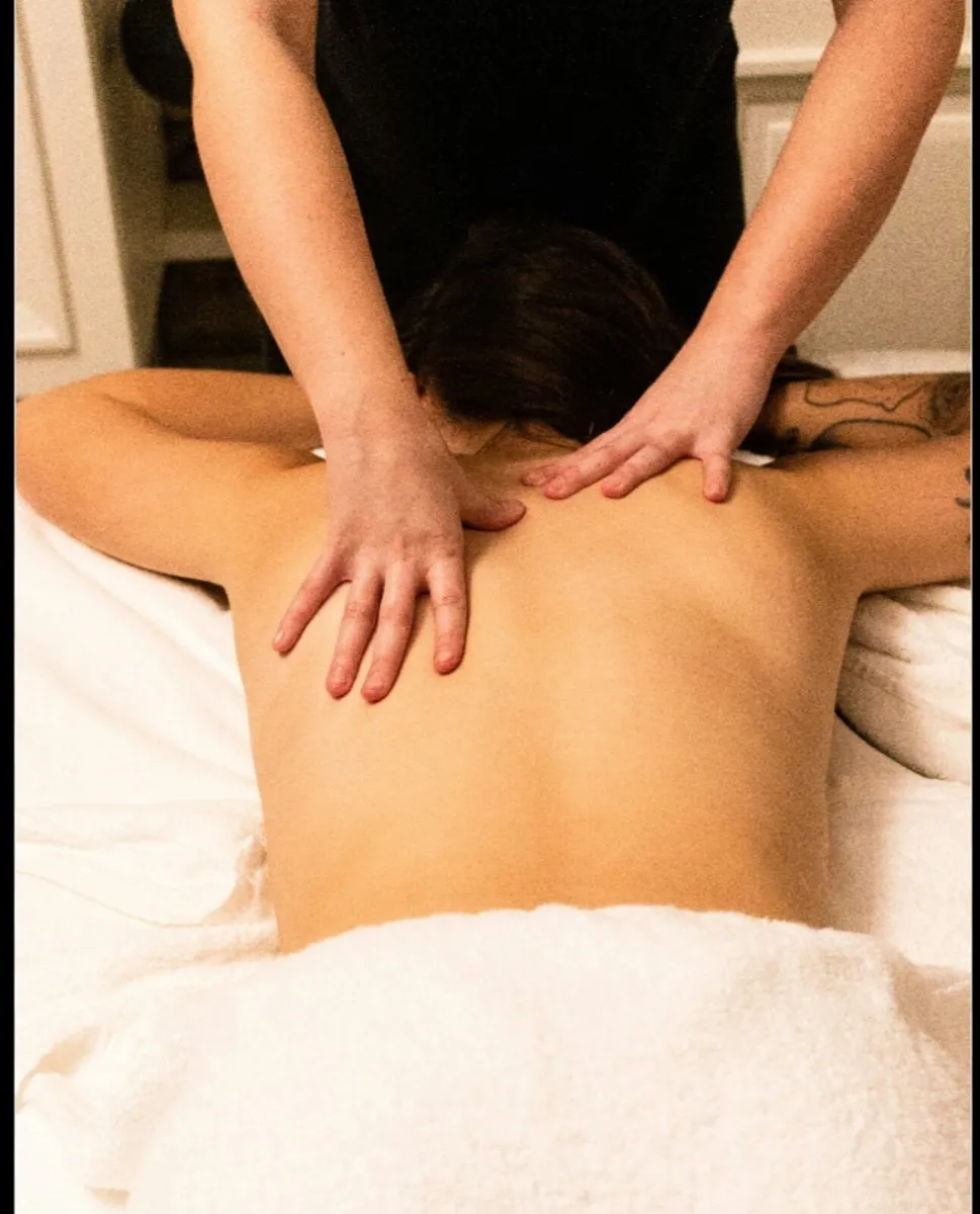 Male Mobile Massage therapist for female and male - Image 4