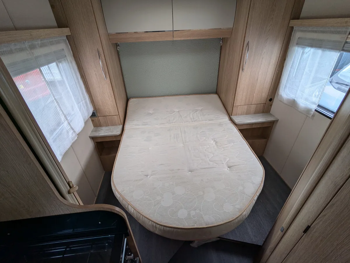 Motorhome with Fixed 'Island' Bed  *NI Registered* - Image 1