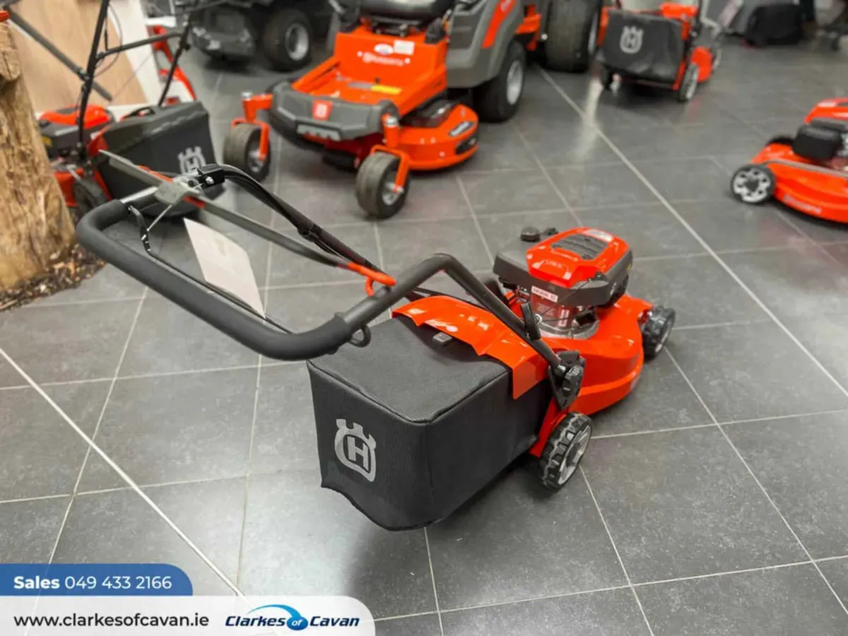 New Husqvarna LC247S walk-behind lawnmower - Image 2