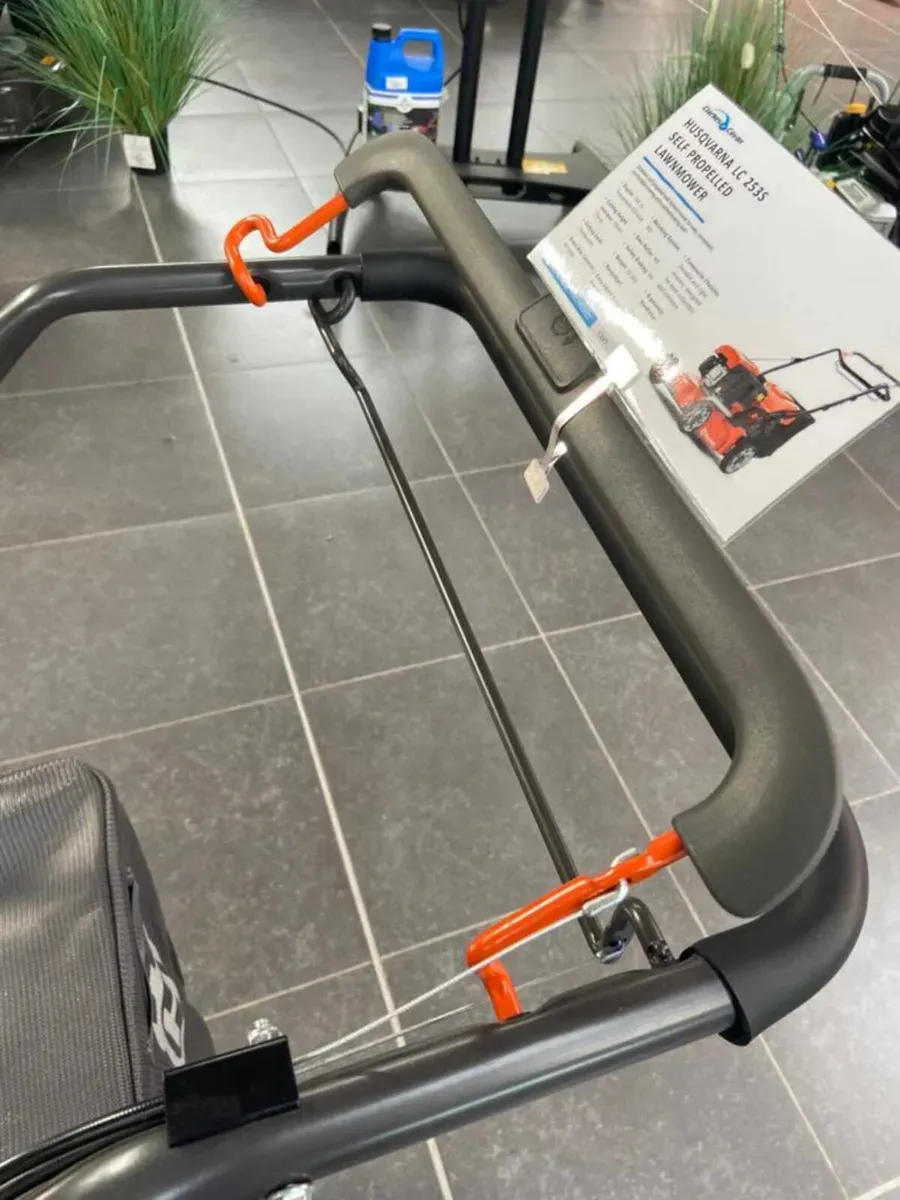 Husqvarna LC253S walk-behind lawnmower - Image 3