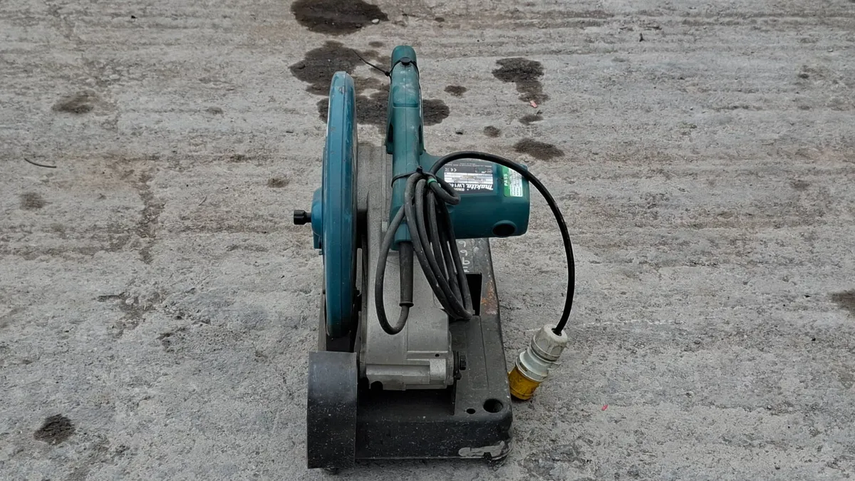 Makita 110 Volt Chop Saw - Image 4