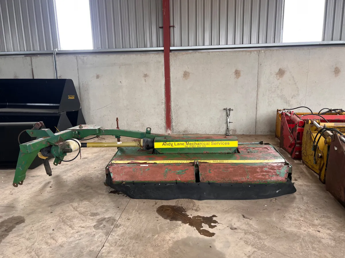 Major 800SM Mower - Image 1