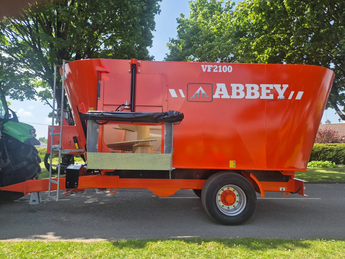 Abbey VF2100 diet feeder - Image 1