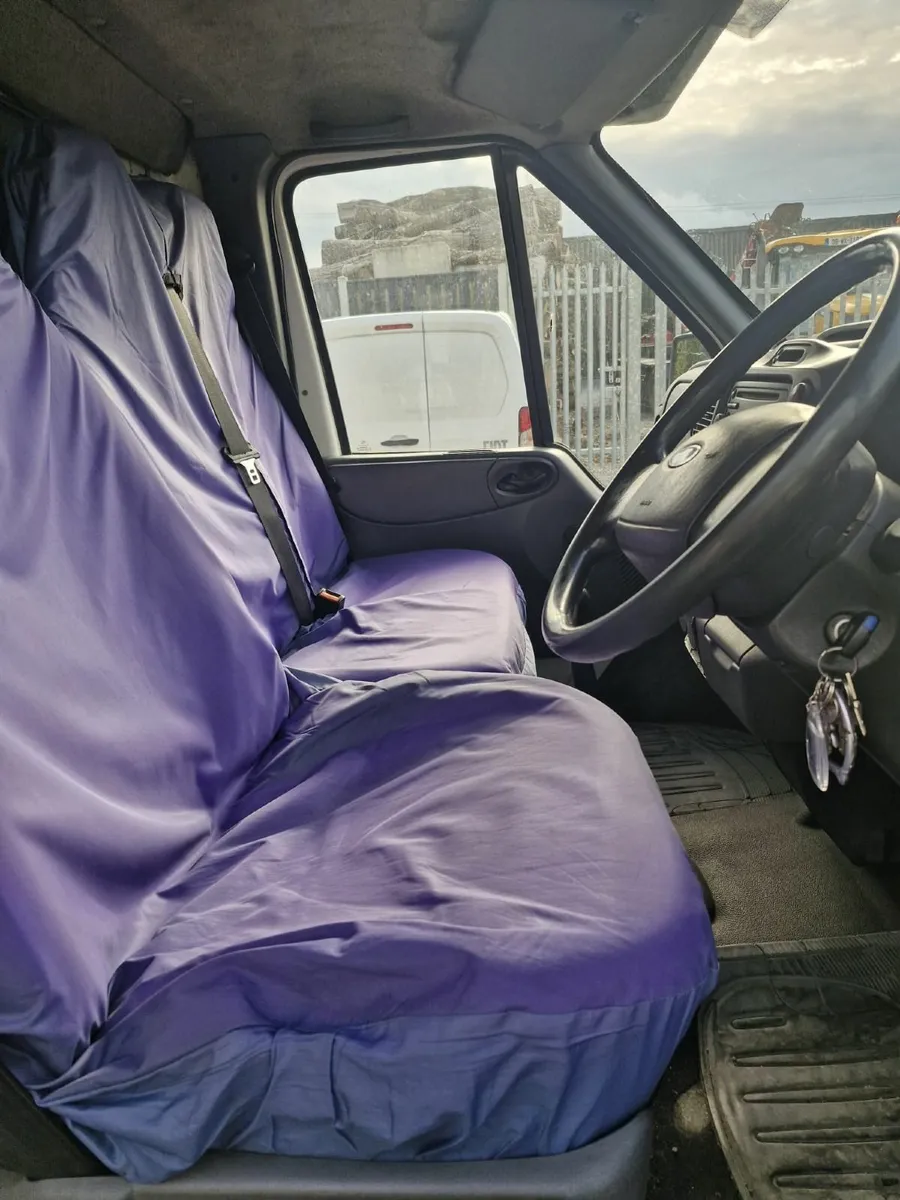 Horse lorry - Image 4