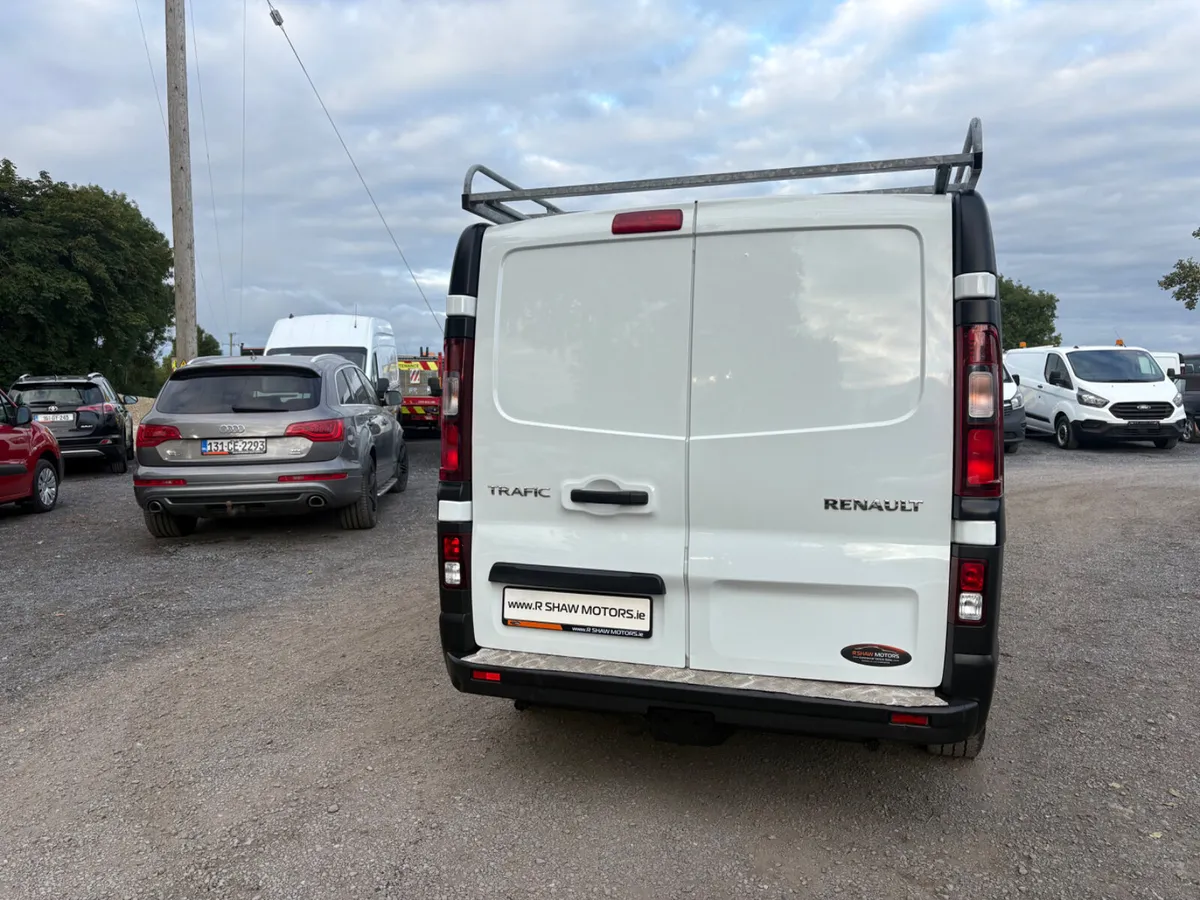 Renault Trafic - Image 4