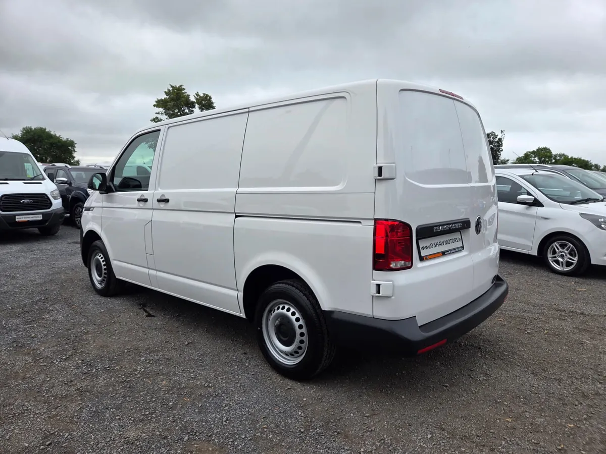 Volkswagen Transporter - Image 3