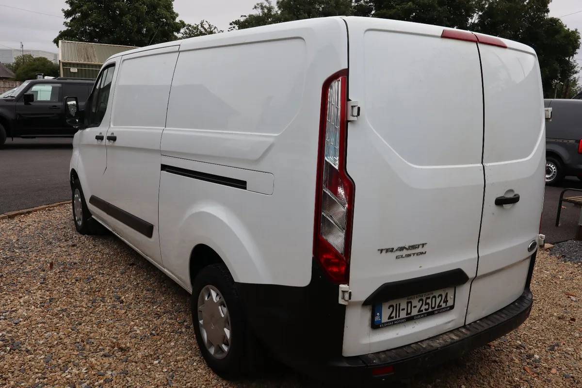 Ford Transit Custom 2021 LWB - Image 4