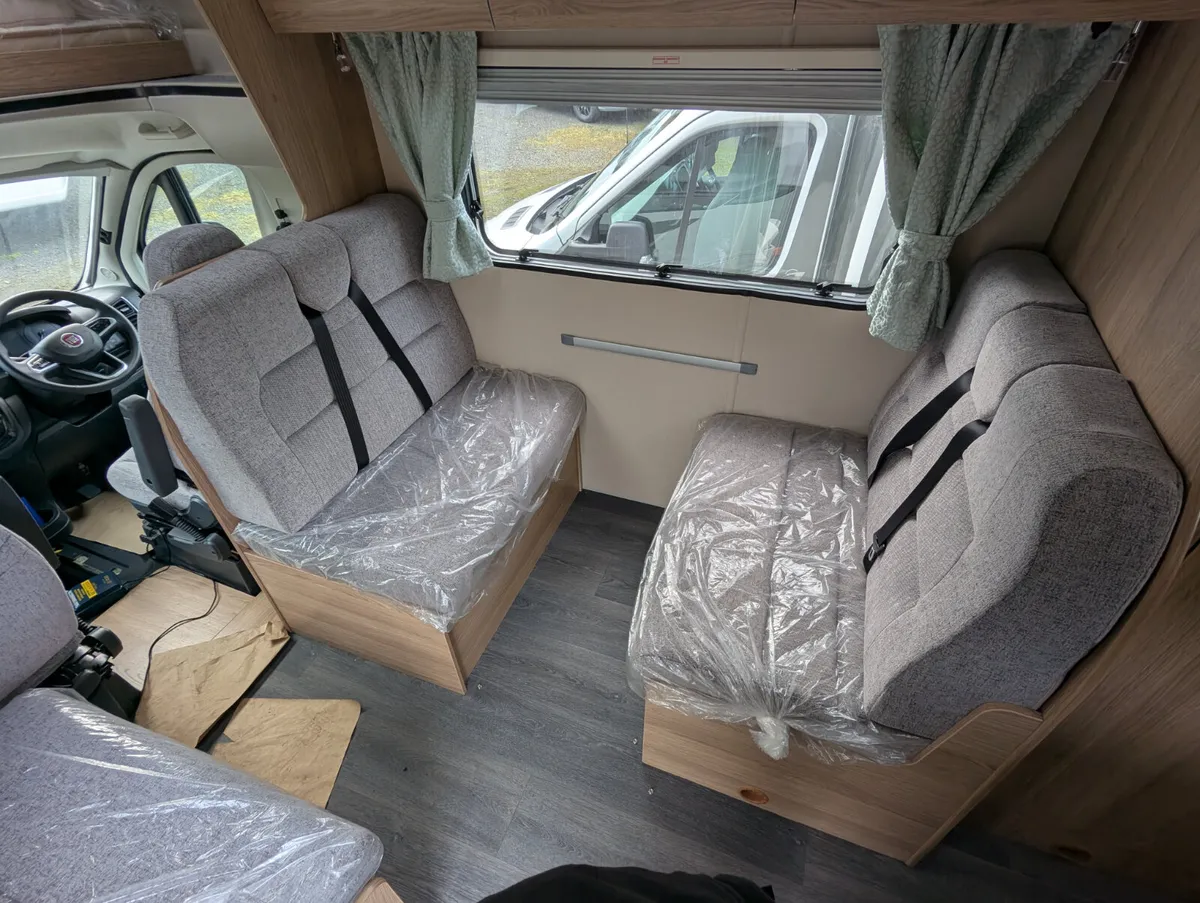 Luxury Motorhome with 6 Berths and 6 Travel Seats - Image 3