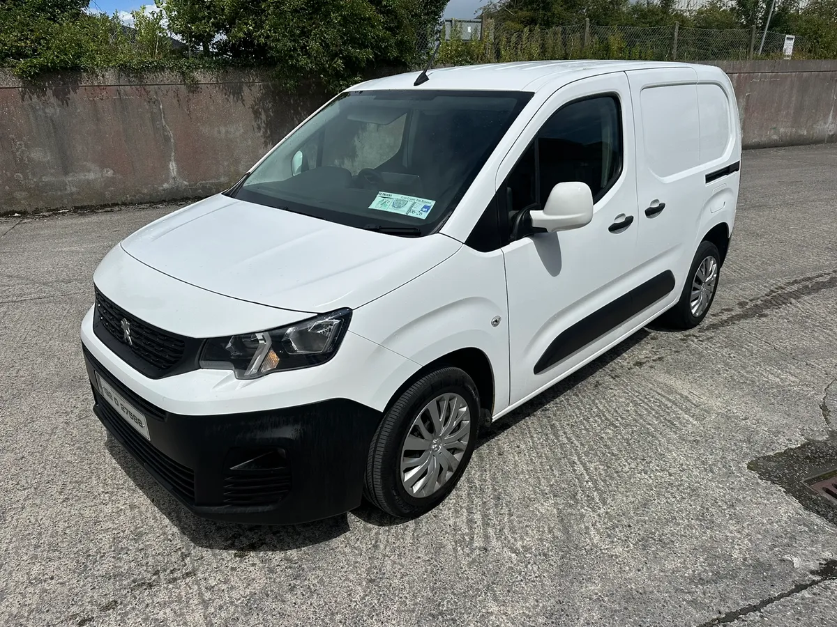 192 Peugeot Partner 1.5 DOE 6/26 - Image 3