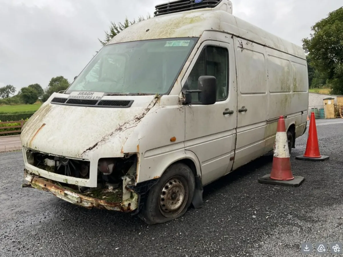 2002 VOLKSWAGEN LT Lwb - Image 3