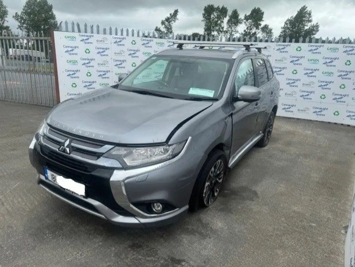 2018 MITSUBISHI OUTLANDER HYB JUST IN FOR BREAKING - Image 2