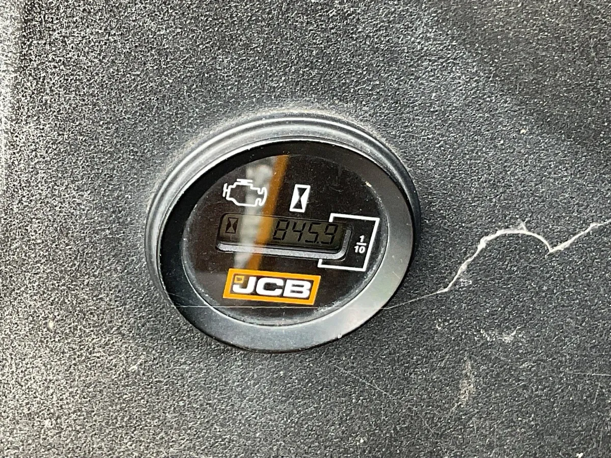 2022 JCB 16C diggers - Image 4