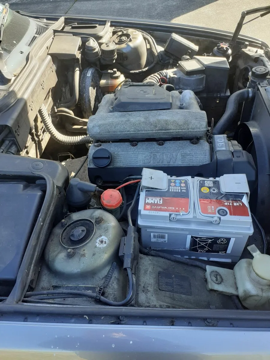 BMW 518i se 1992 - Image 2