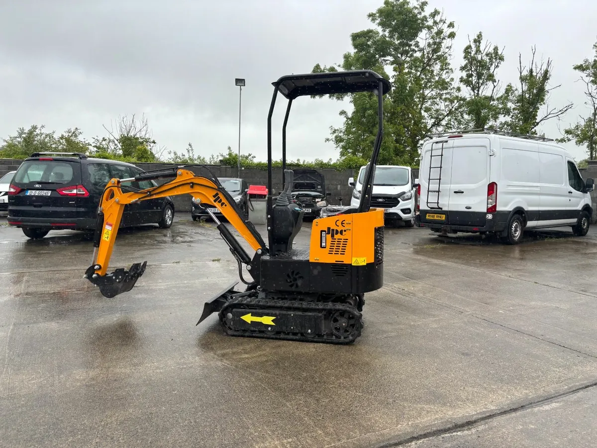 JPC... HT 12 MINI DIGGER... - Image 4