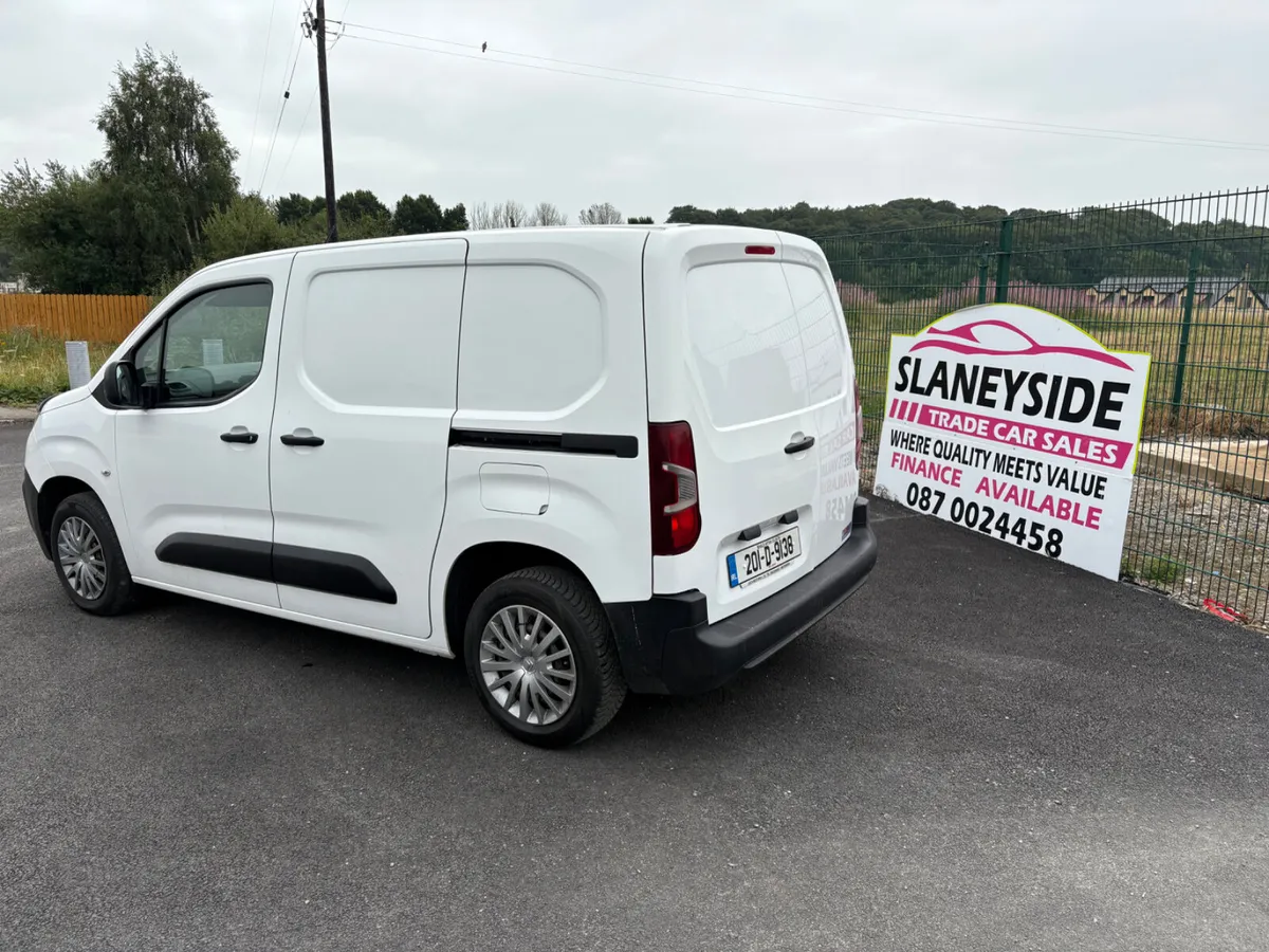 Citroen Berlingo 2020 3 seats - Image 4