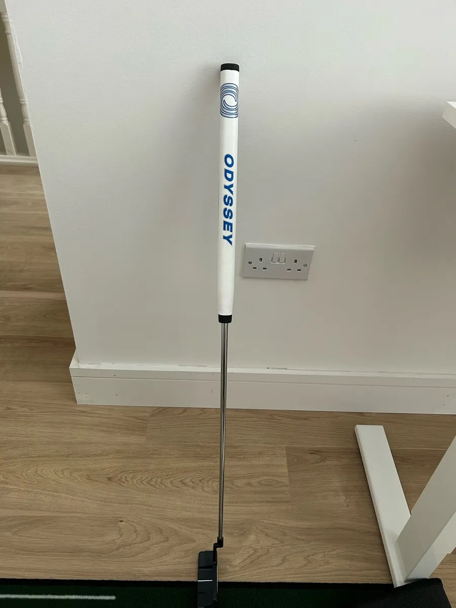 Odyssey Ai-One Cruiser DW Putter - Image 1