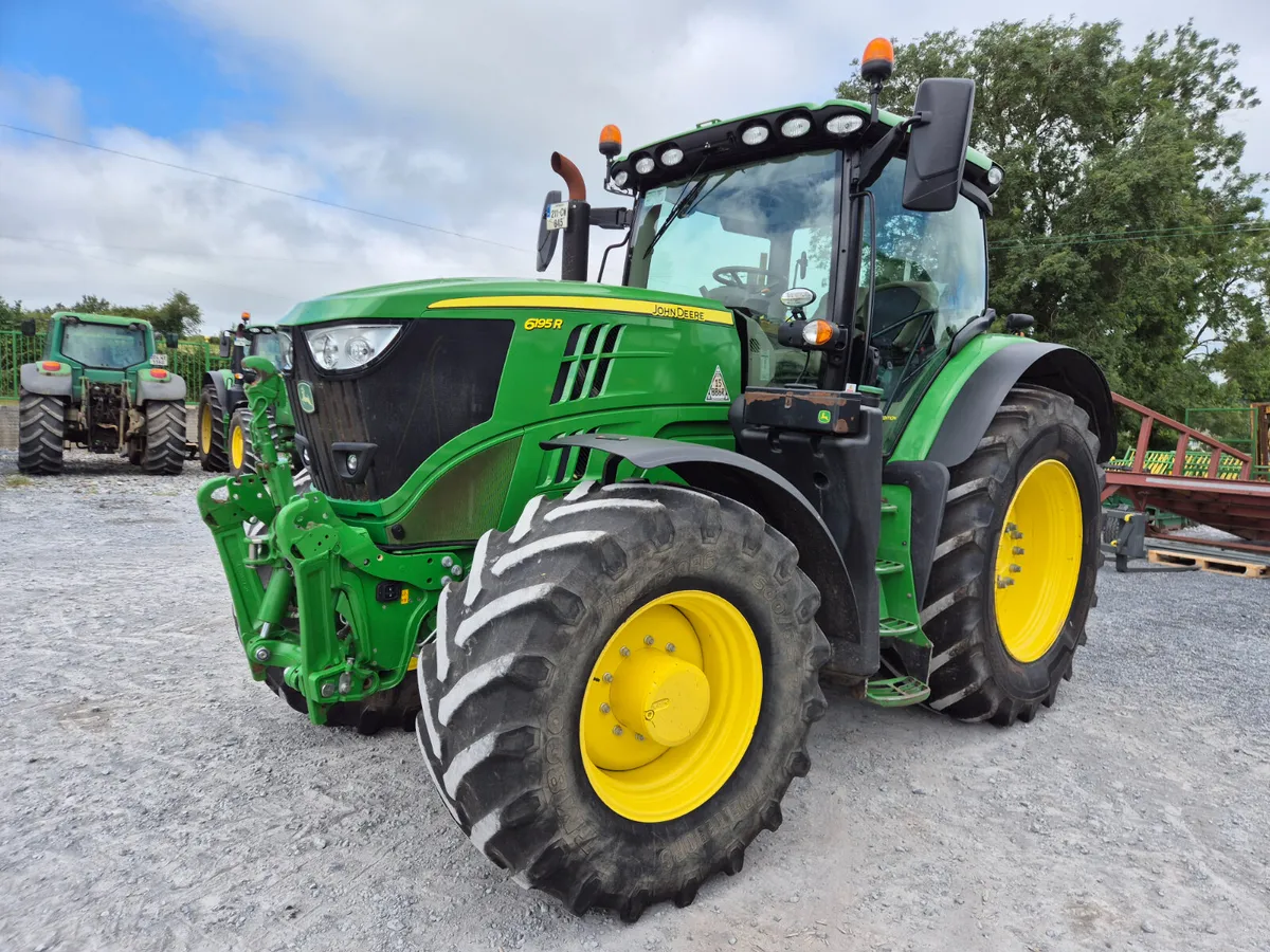 John Deere 6195R 2021 - Image 1